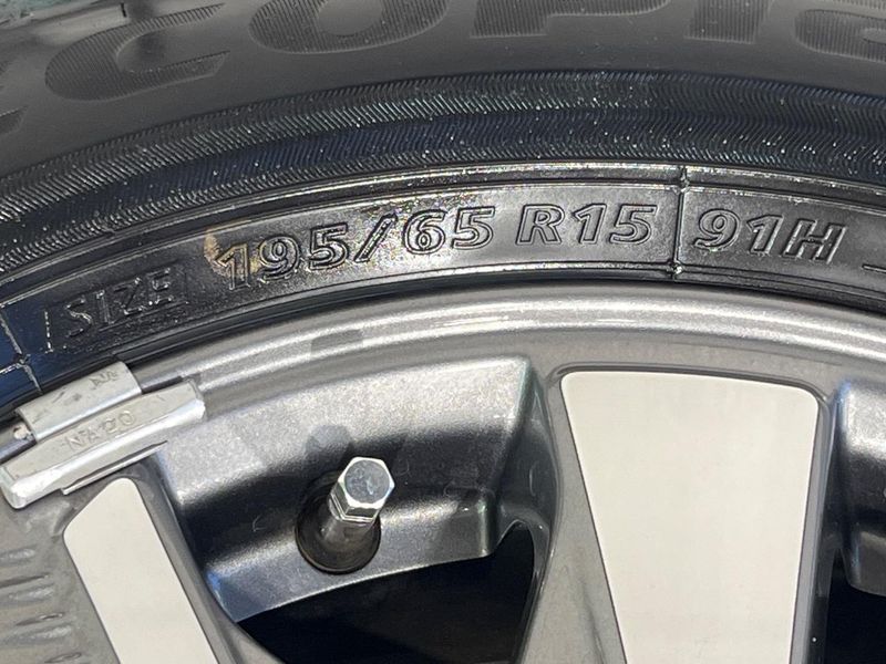 2019 Nissan Serena DAA-HFC27 (UW-6a61acc62b1b5)[23]
