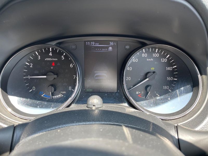 2021 Nissan X-Trail 5AA-HT32 (UW-6a61acd071d2f)[2]
