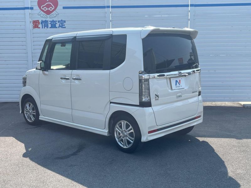 2017 Honda N-BOX CUSTOM DBA-JF1 (UW-6a61ace7450d6)[13]