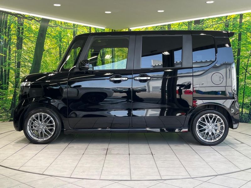 2023 Honda N-BOX CUSTOM 6BA-JF5 (UW-6a61ad2217fcb)[14]