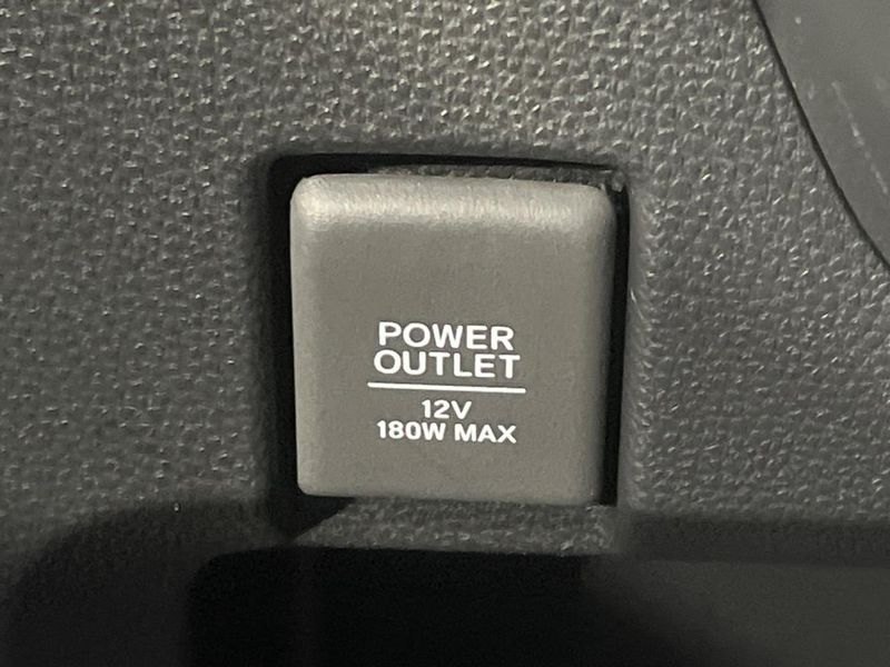 2023 Honda N-WGN 6BA-JH3 (UW-6a61ad37365fc)[24]