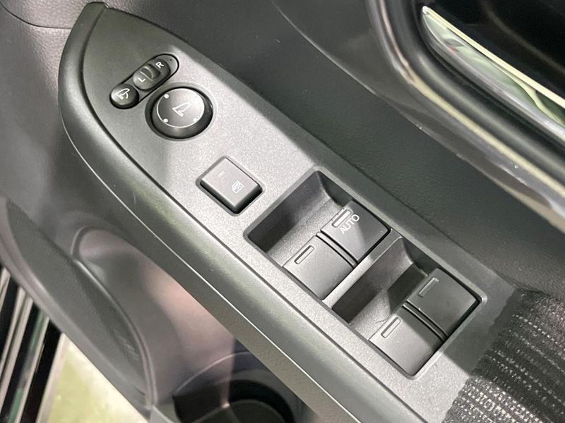 2022 Honda N-WGN Custom 6BA-JH3 (UW-6a61ad3875832)[19]