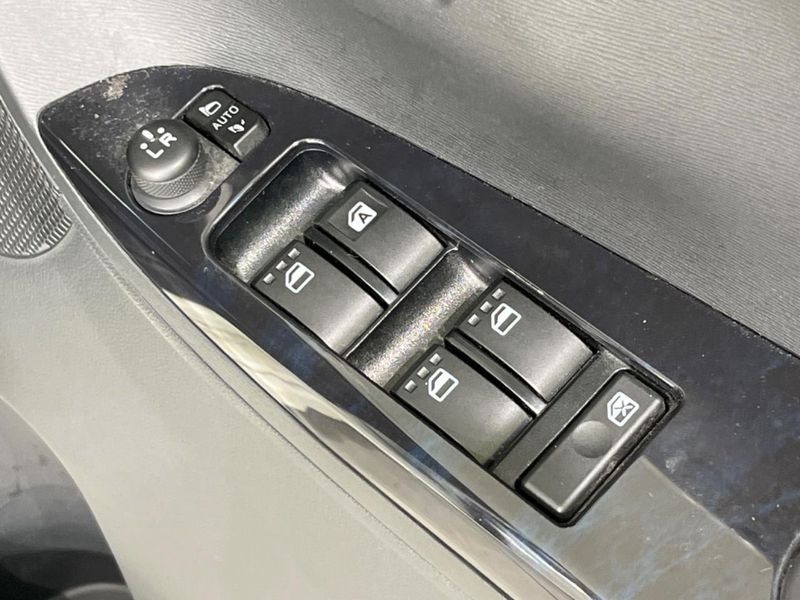 2017 Daihatsu Tanto DBA-LA610S (UW-6a61ad834d71e)[14]