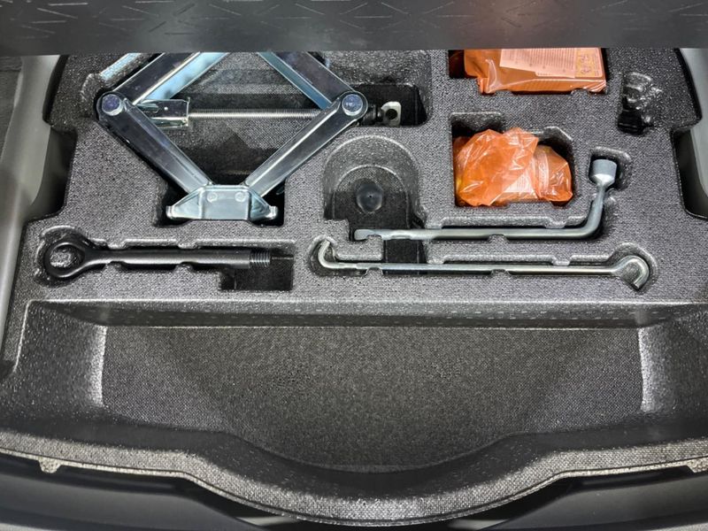 2020 Toyota RAV4 6BA-MXAA54 (UW-6a61ae33d98e9)[26]