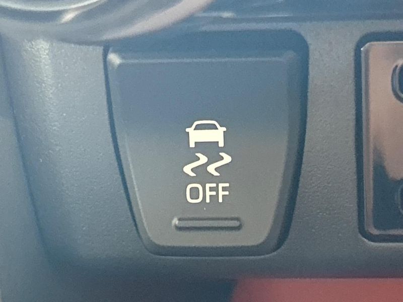 2022 Toyota RAV4 6BA-MXAA54 (UW-6a61ae360a03a)[13]
