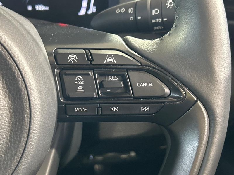 2025 Toyota Yaris Cross 6AA-MXPJ10 (UW-6a61ae48d183d)[26]
