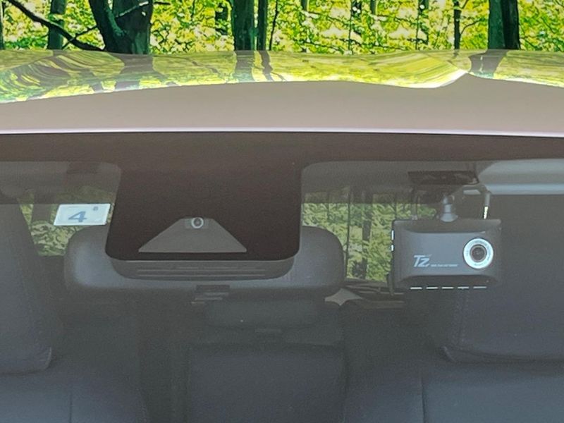 2023 Toyota Aqua 6AA-MXPK11 (UW-6a61ae4d6dd5d)[5]