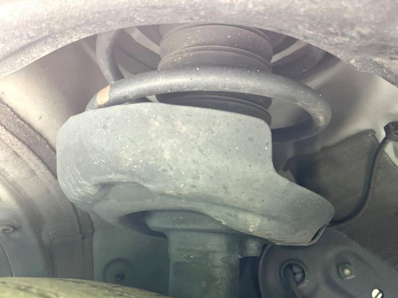 2023 Toyota Noah 6BA-MZRA90W (UW-6a61ae747930c)[15]