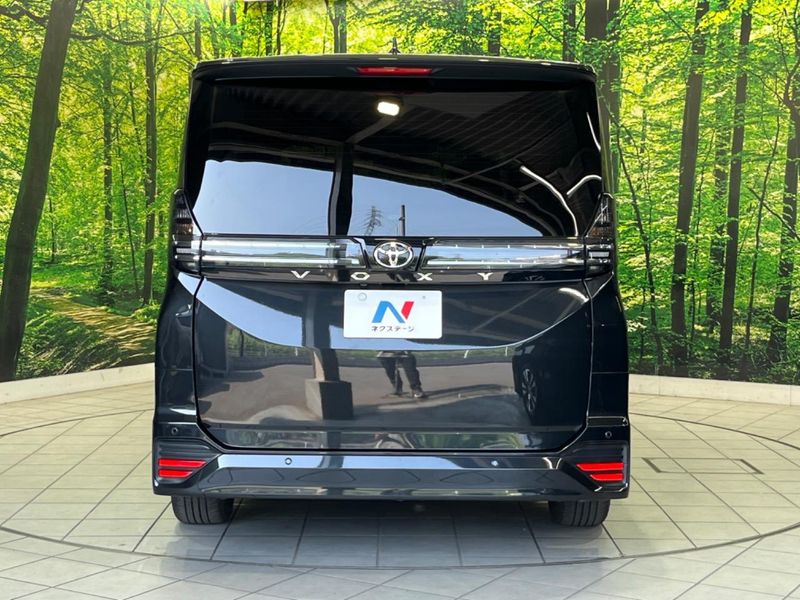 2023 Toyota Voxy 6BA-MZRA90W (UW-6a61ae76b9ef6)[9]