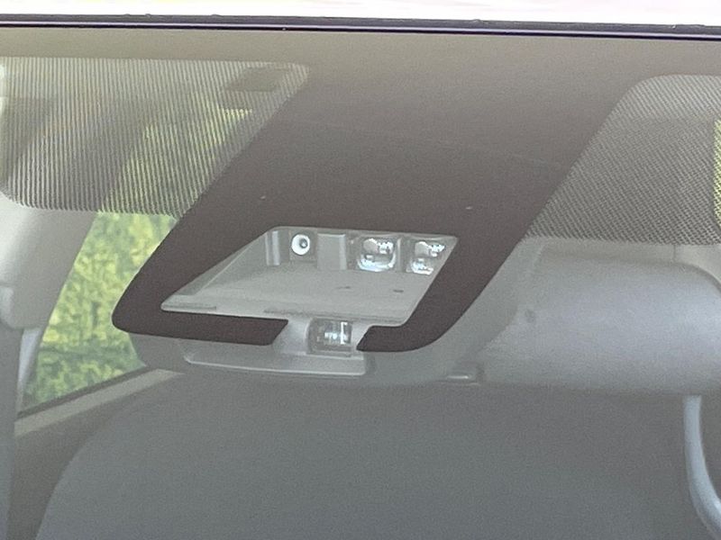 2021 Toyota Aqua 6AA-NHP10 (UW-6a61ae8634c8e)[4]