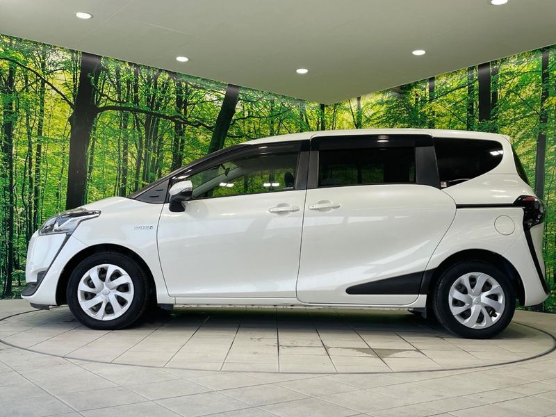 2017 Toyota Sienta DAA-NHP170G (UW-6a61ae90b116f)[7]
