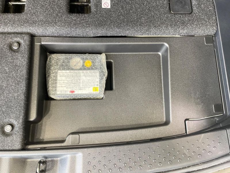 2017 Toyota Sienta DAA-NHP170G (UW-6a61ae90b116f)[10]