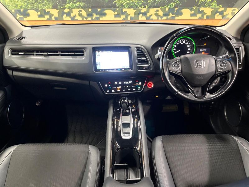 2018 Honda Vezel DAA-RU3 (UW-6a61aebb8270f)[21]