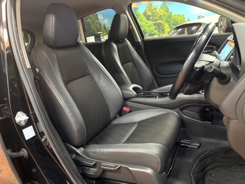 2018 Honda Vezel DAA-RU3 (UW-6a61aebb8270f)[16]