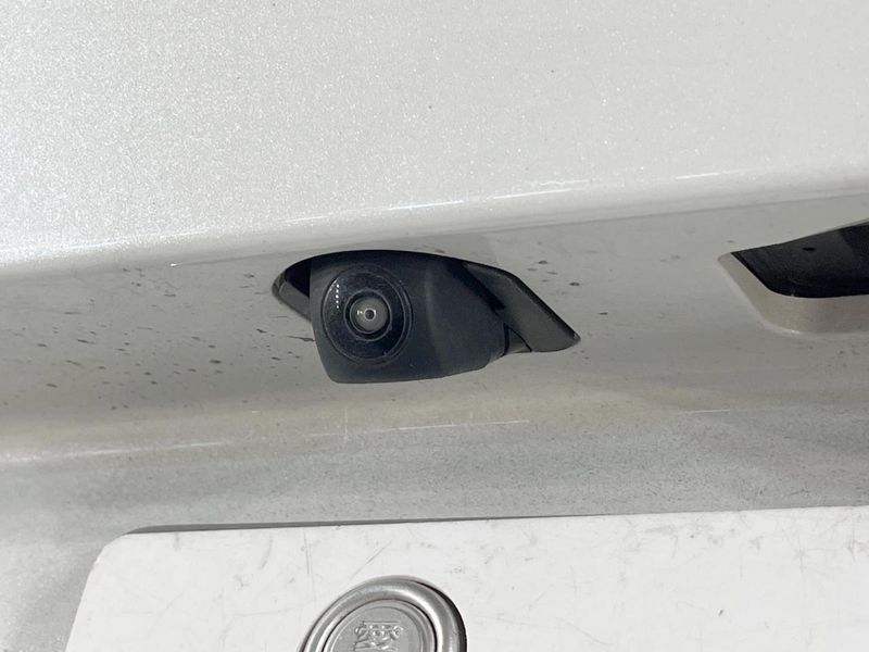 2022 Honda Vezel 6AA-RV5 (UW-6a61aec3e0c9e)[22]