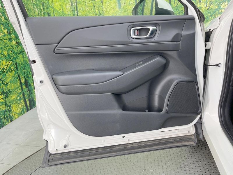 2022 Honda Vezel 6AA-RV5 (UW-6a61aec3e0c9e)[27]