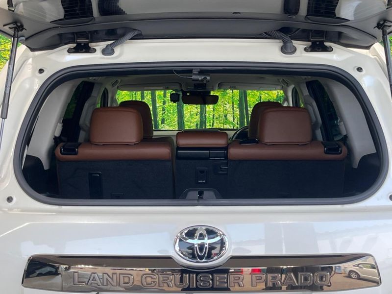 2022 Toyota Land Cruiser Prado 3BA-TRJ150W (UW-6a61aef5265f5)[20]