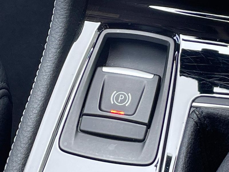 2019 BMW 2 Series LDA-2C20 (UW-6a61af1bd3ff8)[18]