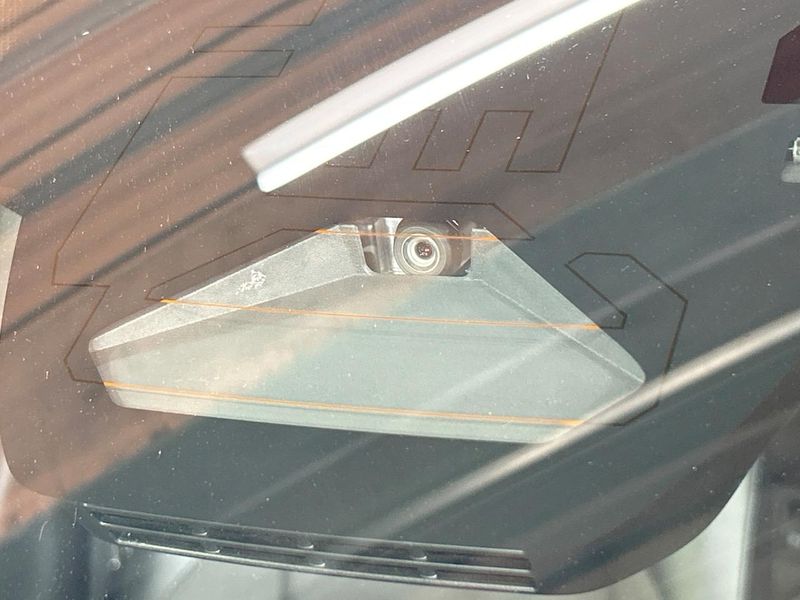 2024 Toyota Corolla Cross 6AA-ZVG13 (UW-6a61af59da175)[4]