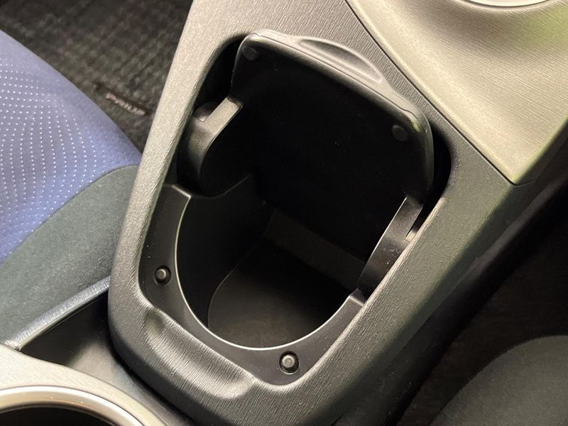 2015 Toyota Prius DAA-ZVW30 (UW-6a61af62b8271)[26]