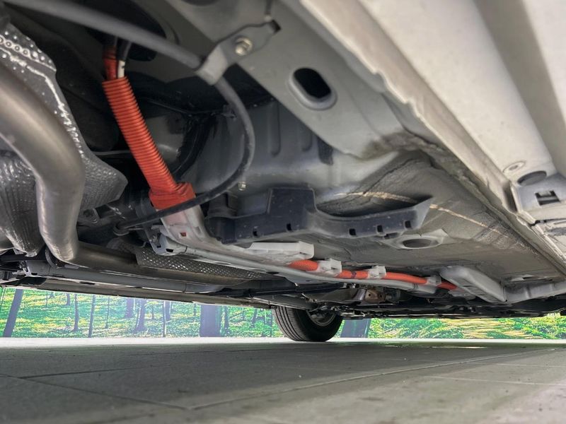2013 Toyota Prius DAA-ZVW30 (UW-6a61af64e1459)[23]
