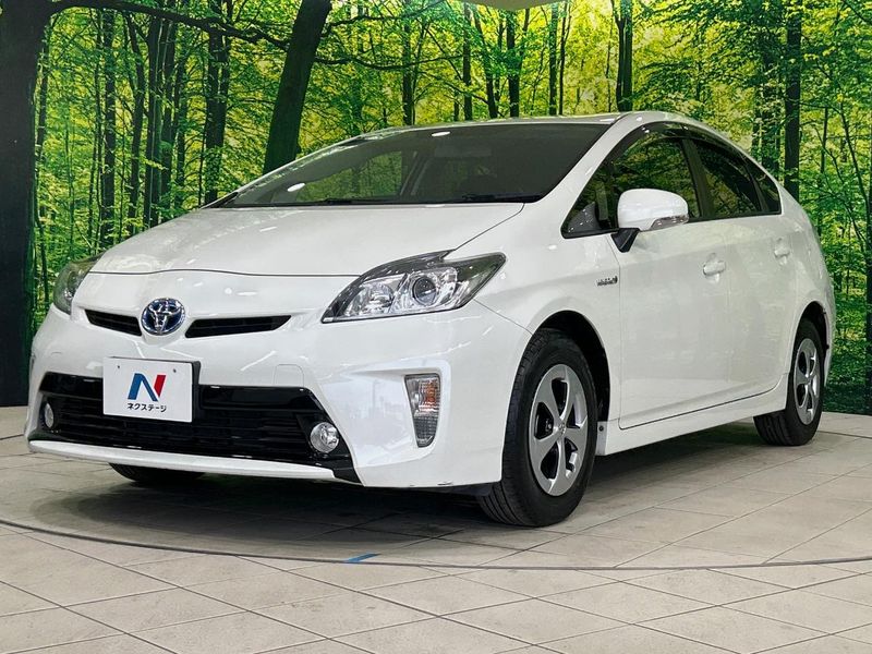 2013 Toyota Prius DAA-ZVW30 (UW-6a61af64e1459)[13]