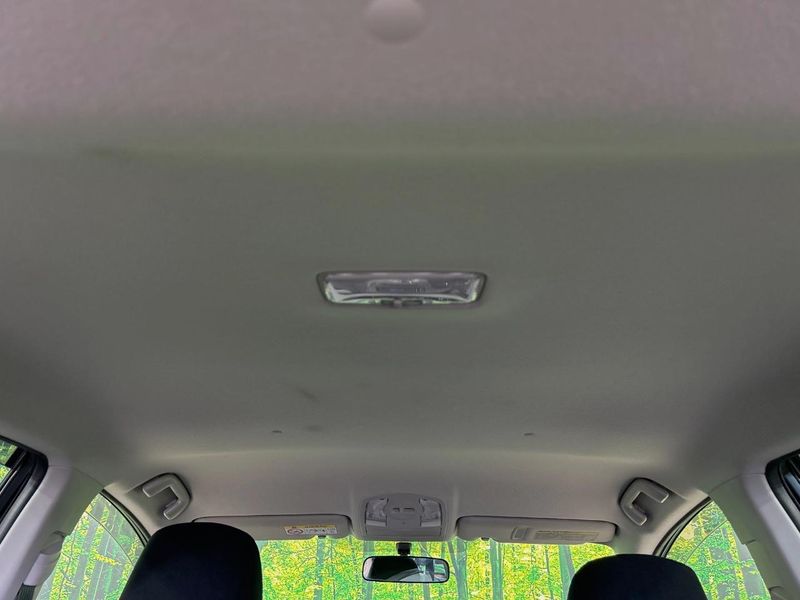2013 Toyota Prius DAA-ZVW30 (UW-6a61af64e1459)[18]