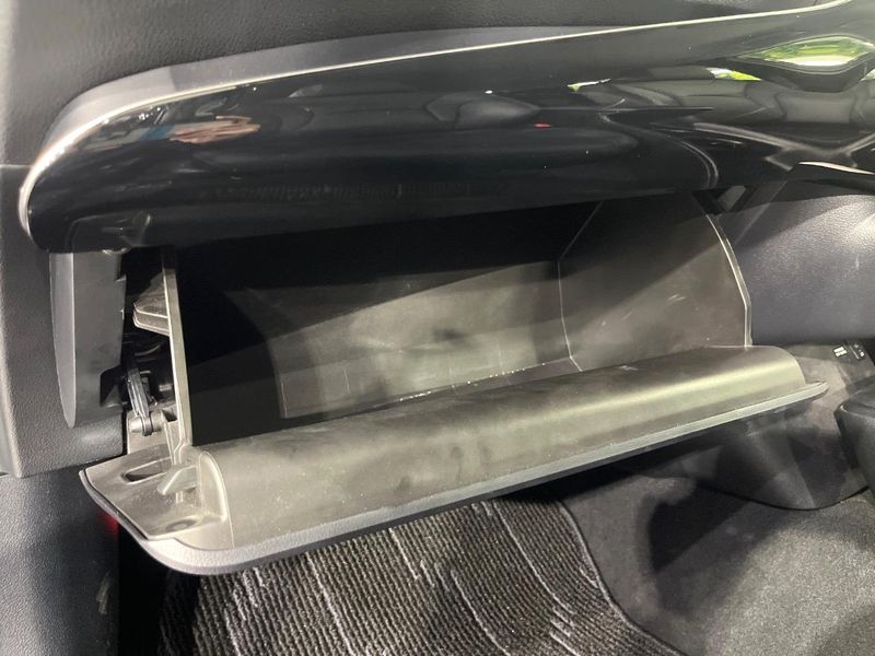 2018 Toyota Prius DAA-ZVW50 (UW-6a61af69d9517)[26]