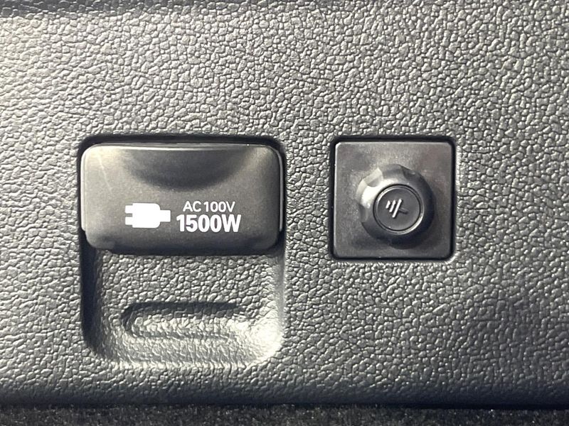 2018 Toyota Prius DAA-ZVW50 (UW-6a61af69d9517)[15]