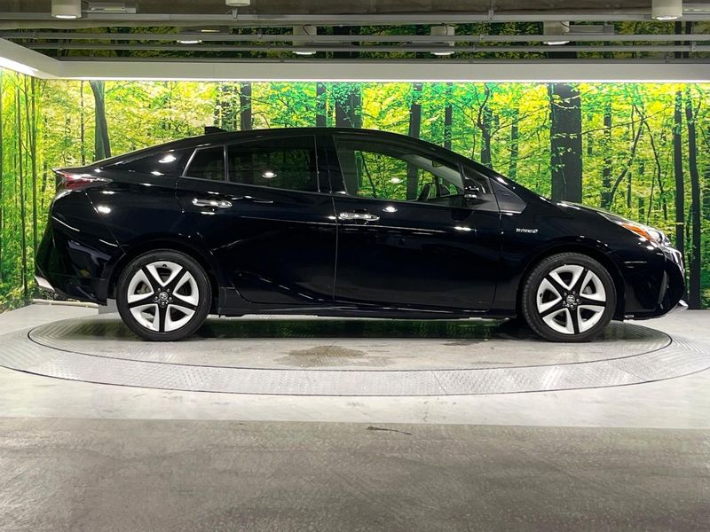 2018 Toyota Prius DAA-ZVW50 (UW-6a61af69d9517)[8]