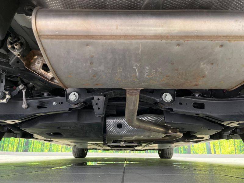 2021 Toyota Prius 6AA-ZVW51 (UW-6a61af71160a1)[18]