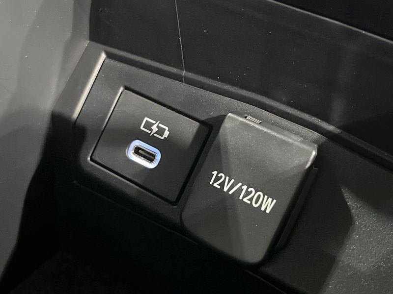2024 Toyota Corolla Touring 6AA-ZWE219W (UW-6a61af7c34e5e)[22]