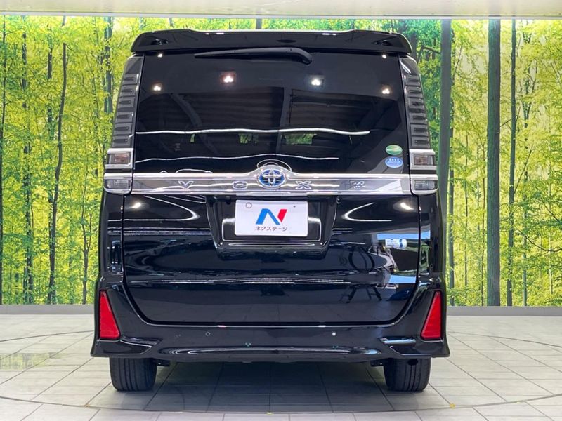 2019 Toyota Voxy DAA-ZWR80W (UW-6a61af8309452)[16]