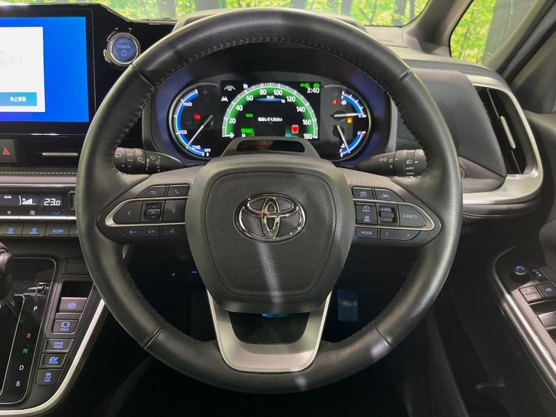 2022 Toyota Noah 6AA-ZWR90W (UW-6a61af85bfad7)[21]