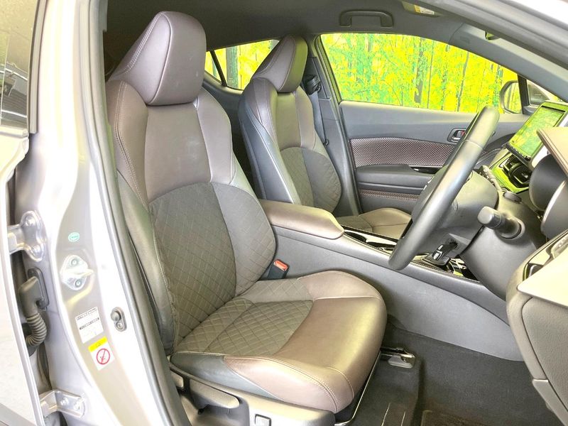 2017 Toyota C-HR DAA-ZYX10 (UW-6a61af95a7acc)[18]
