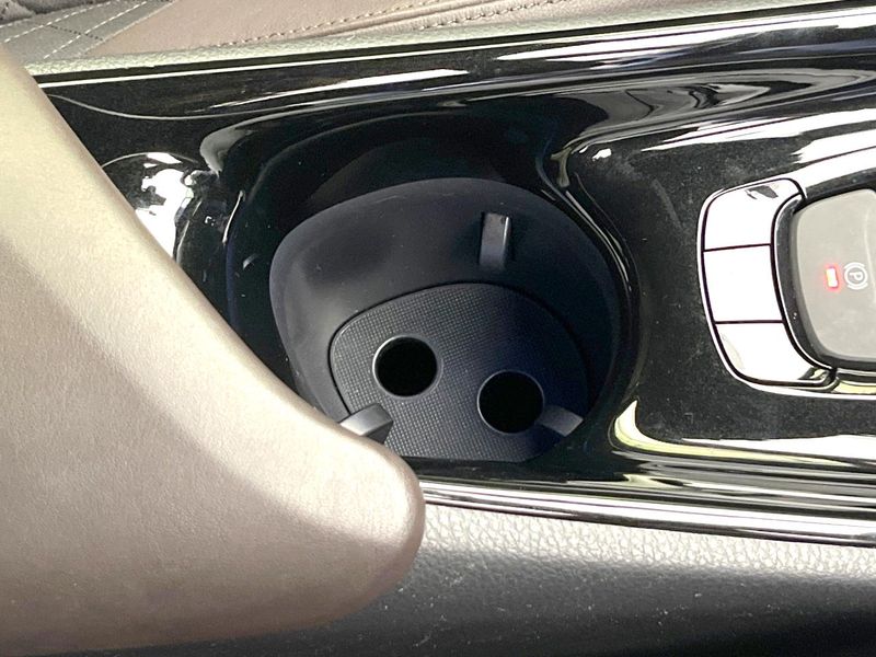 2017 Toyota C-HR DAA-ZYX10 (UW-6a61af95a7acc)[28]