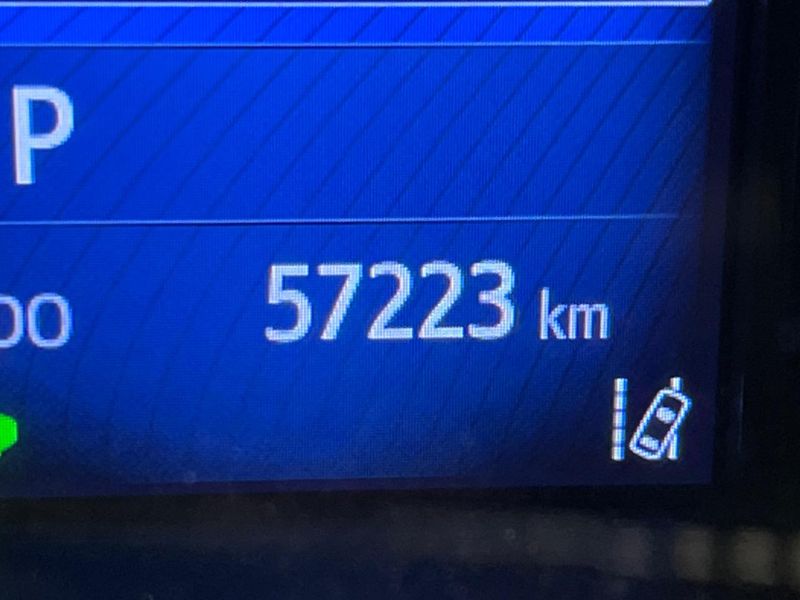 2019 Toyota C-HR DAA-ZYX10 (UW-6a61af9b8cbaf)[2]