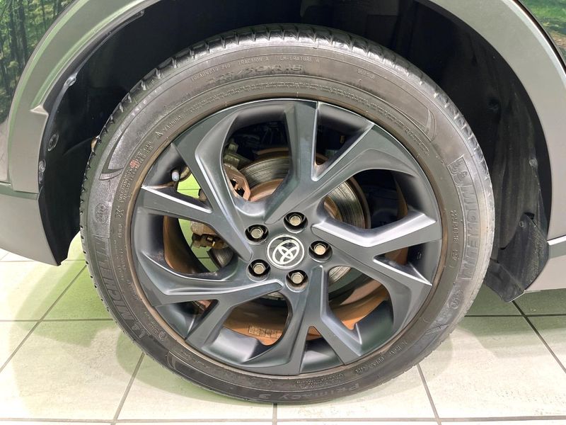 2021 Toyota C-HR 6AA-ZYX11 (UW-6a61af9c53b59)[13]