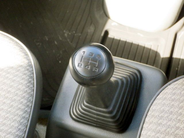 1997 Honda Acty Truck V-HA4 (UW-mrx8mvnvwncv)[13]