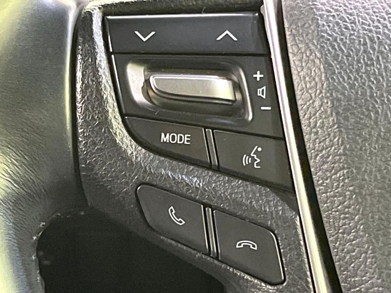 2017 Toyota Alphard DBA-AGH30W (UW-6a62d620e2b63)[23]