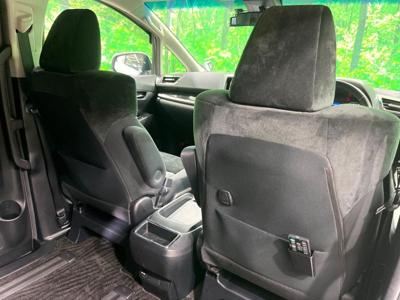 2020 Toyota Alphard 3BA-AGH30W (UW-6a62d627d052c)[17]