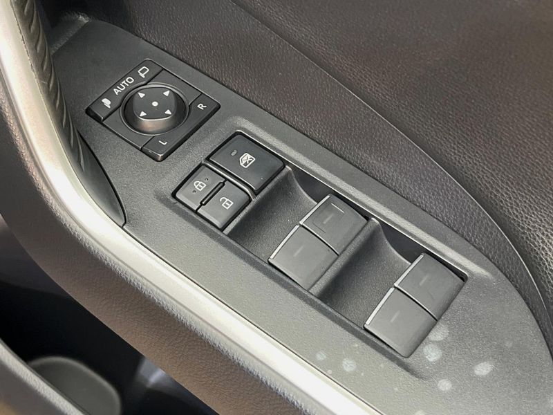 2022 Toyota RAV4 6AA-AXAH54 (UW-6a62d6483f98f)[19]