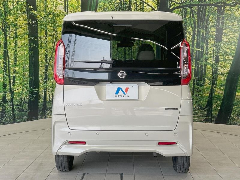 2022 Nissan Roox 5AA-B44A (UW-6a62d68c3c85a)[26]