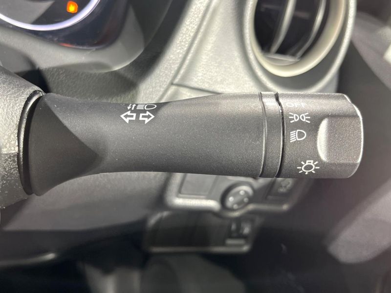 2013 Nissan Note DBA-E12 (UW-6a62d6c2c822b)[13]