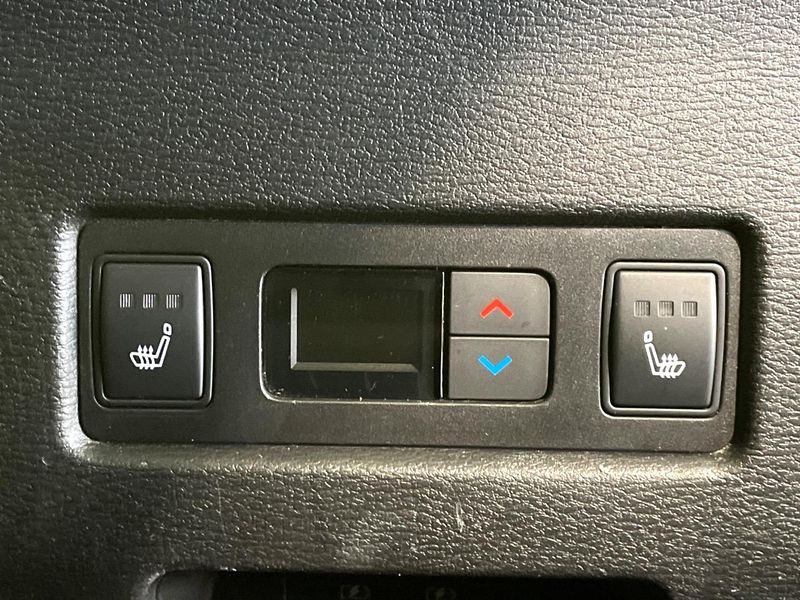 2022 Mitsubishi OUTLANDER PHEV 5LA-GN0W (UW-6a62d6fe043ef)[20]