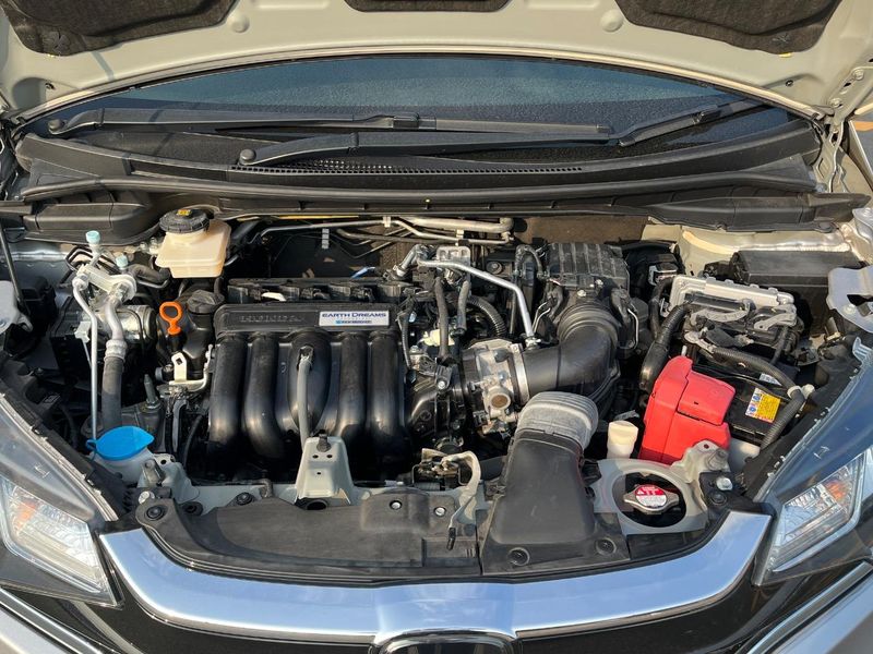 2018 Honda Fit Hybrid DAA-GP5 (UW-6a62d701927b0)[4]