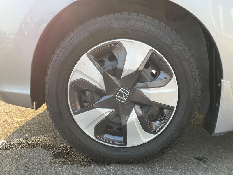 2018 Honda Fit Hybrid DAA-GP5 (UW-6a62d701927b0)[10]