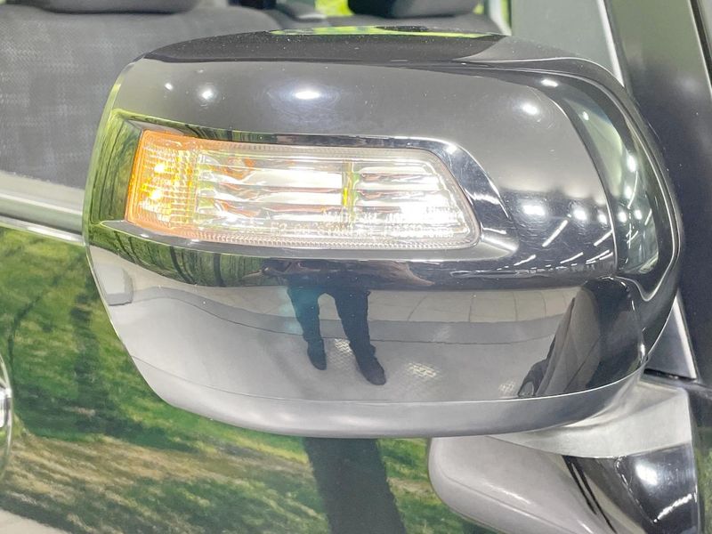 2015 Honda N-BOX DBA-JF2 (UW-6a62d76219e1d)[12]