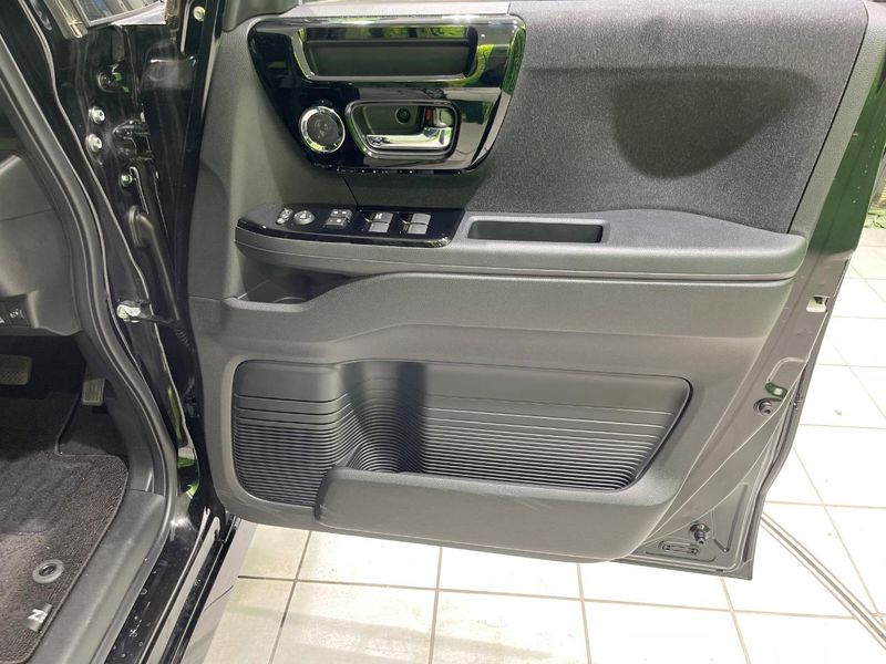 2023 Honda N-BOX CUSTOM 6BA-JF3 (UW-6a62d77d7a1ae)[19]
