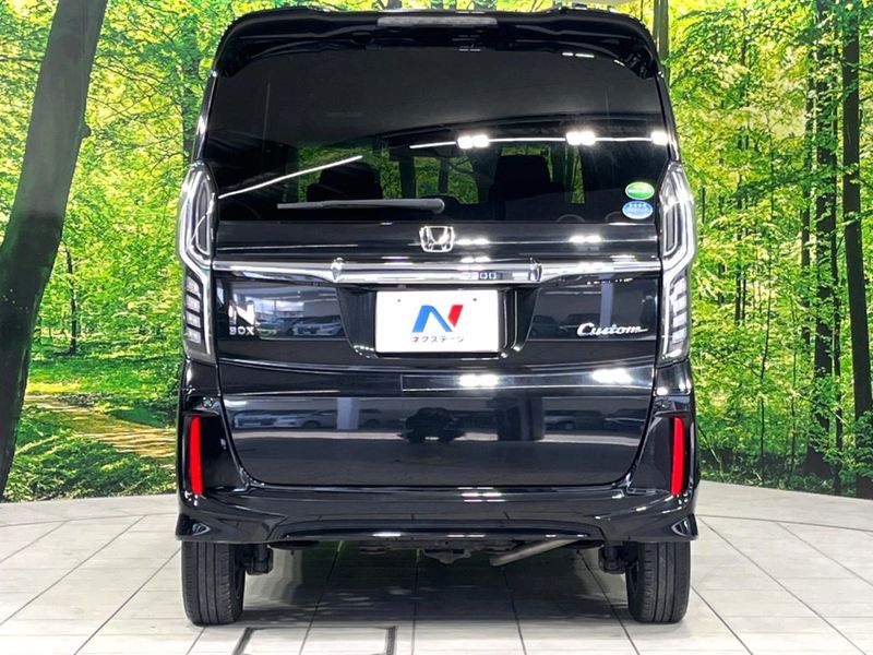 2018 Honda N-BOX CUSTOM DBA-JF4 (UW-6a62d7815abcc)[26]